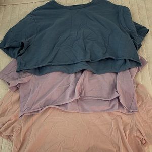 3 cropped tees